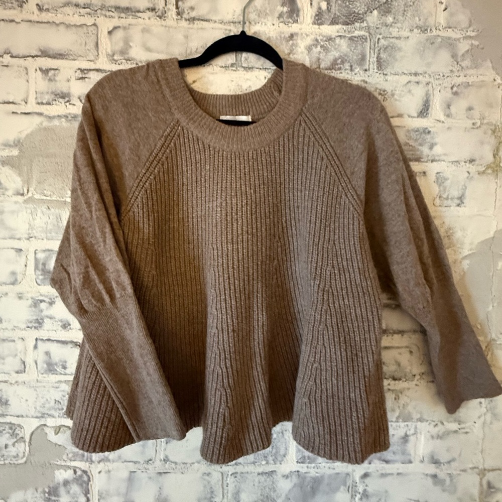 DRA Tan Cropped 3/4 Sweater